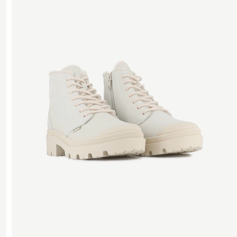Palladium Women's Off-White Winter Boots